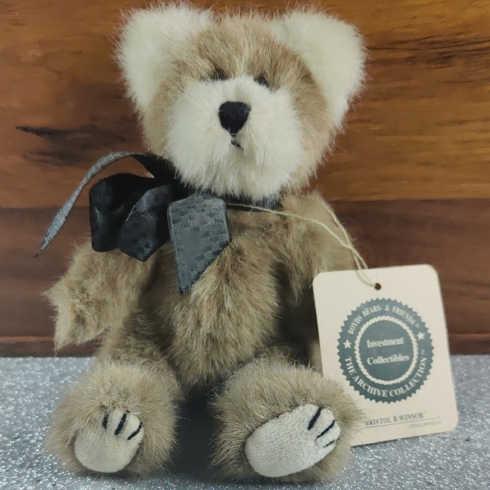 Boyds Bears Bristol B Winsor #57052-03 8" Jointed Teddy Bear NWT Retired